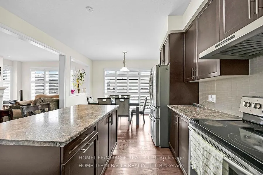 3 Aldgate Avenue