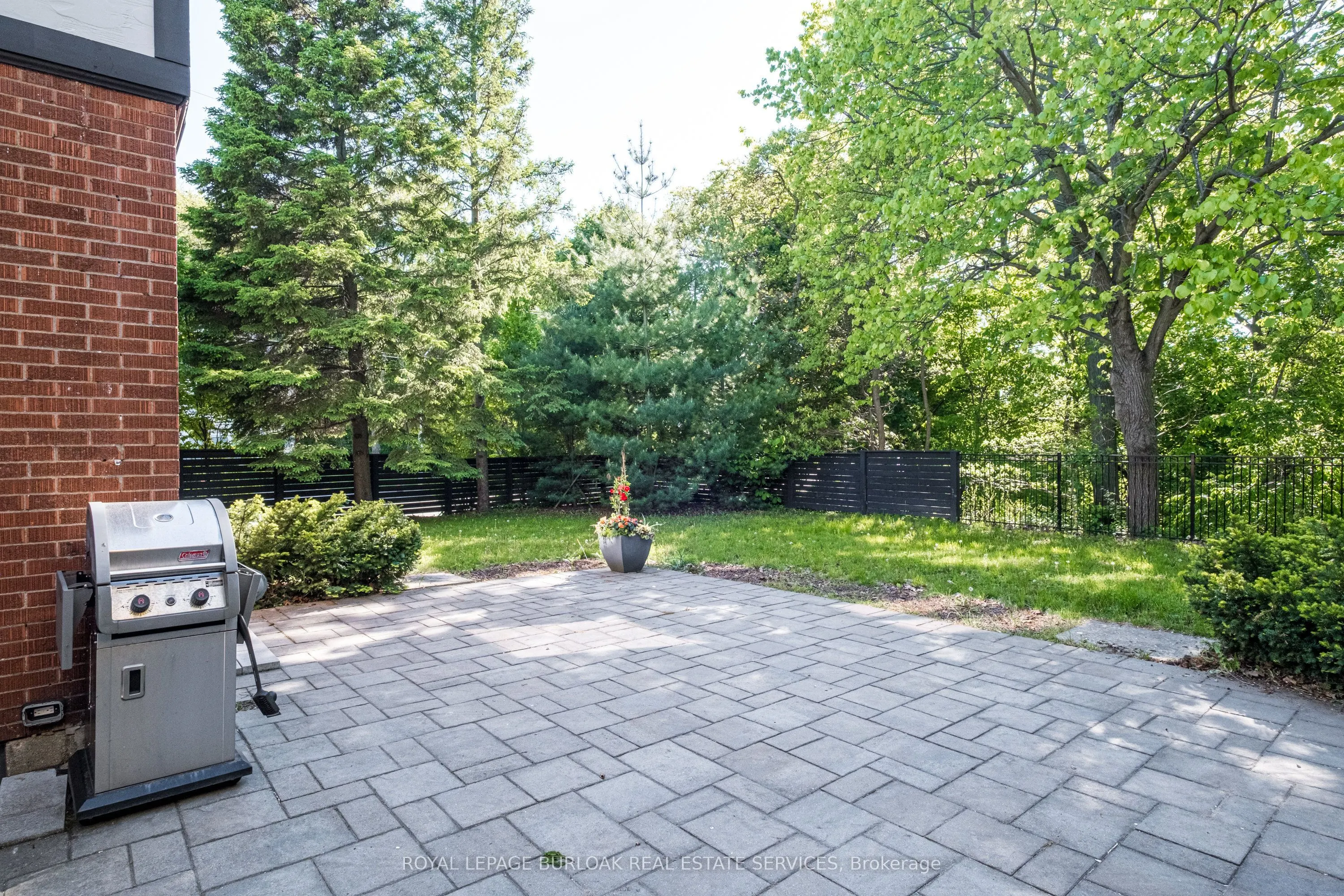3 Oakwood Place