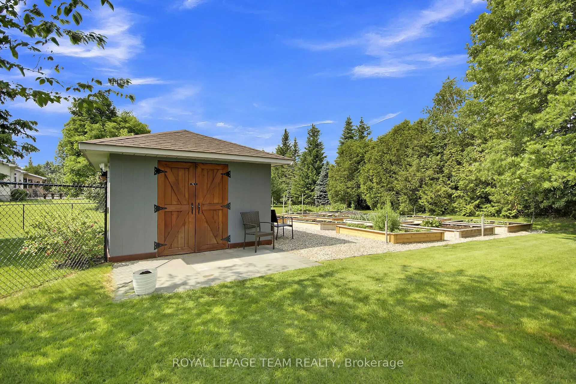 8 Richland Drive