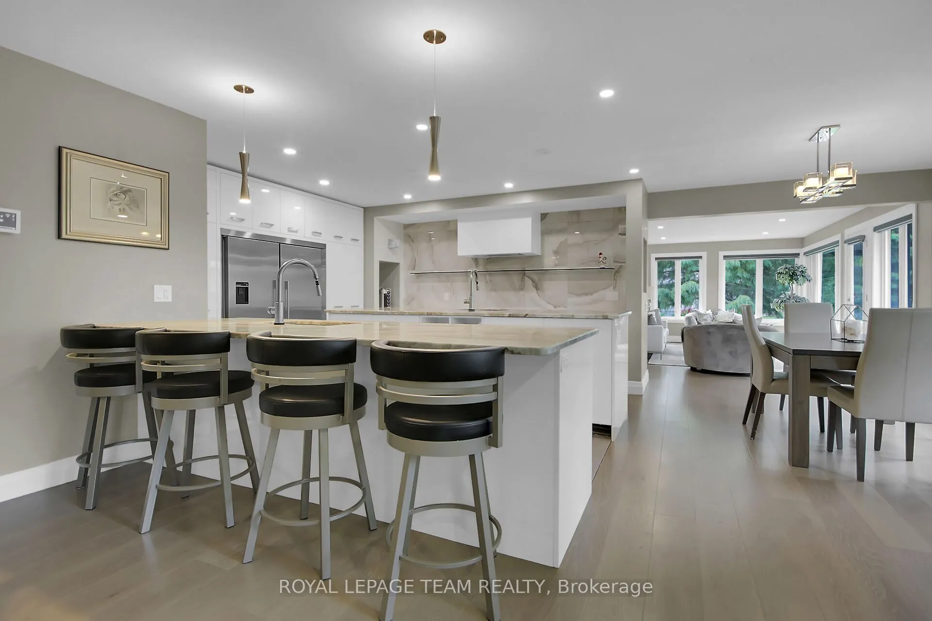 8 Richland Drive