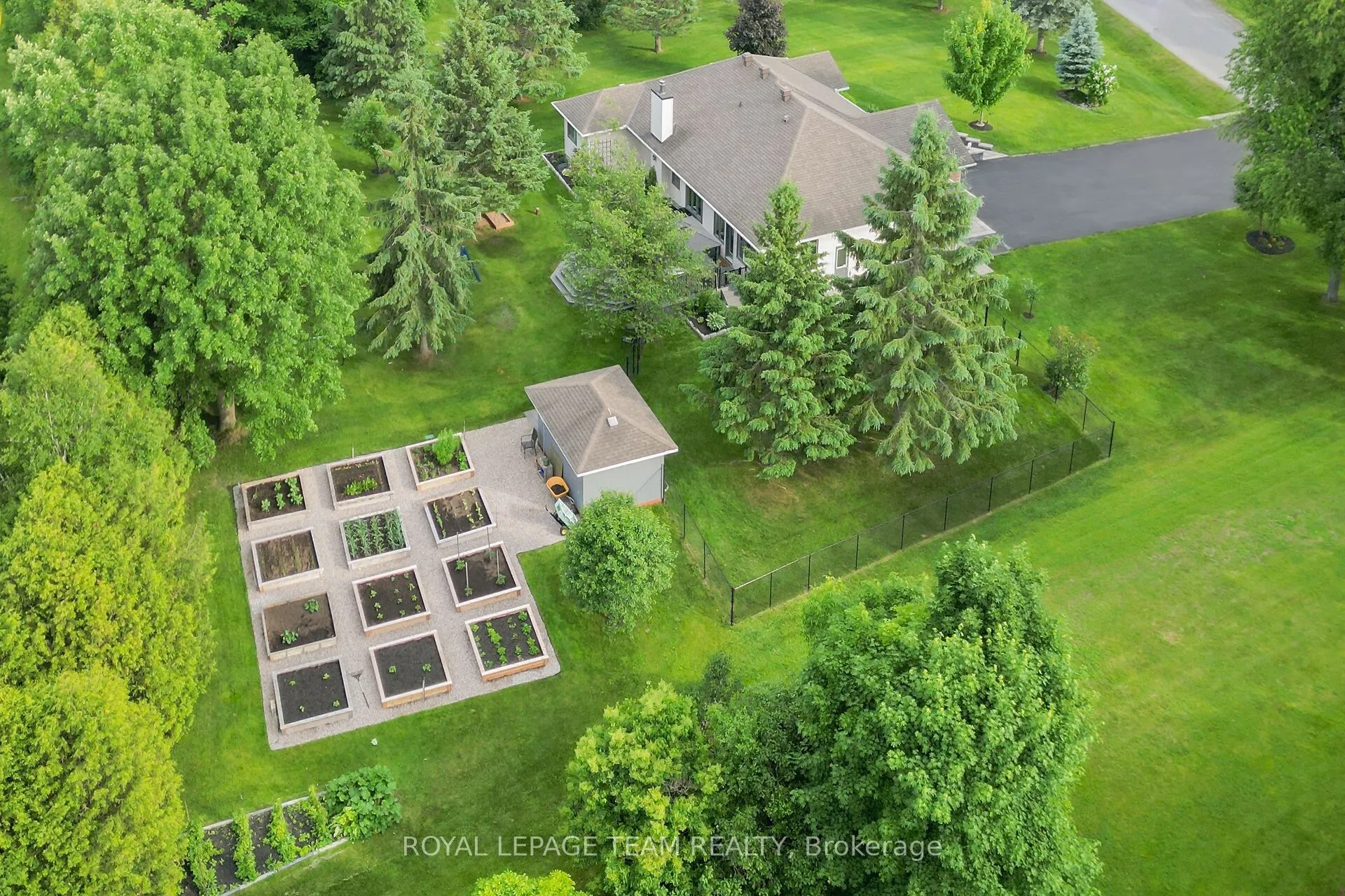 8 Richland Drive