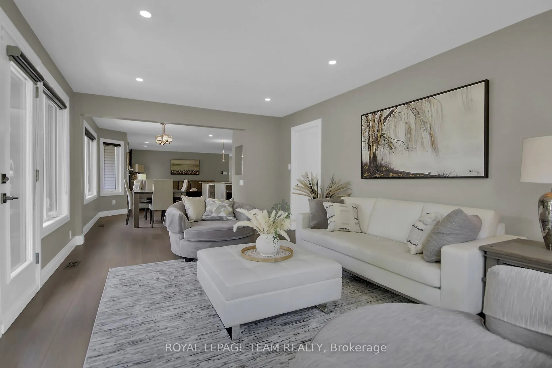8 Richland Drive