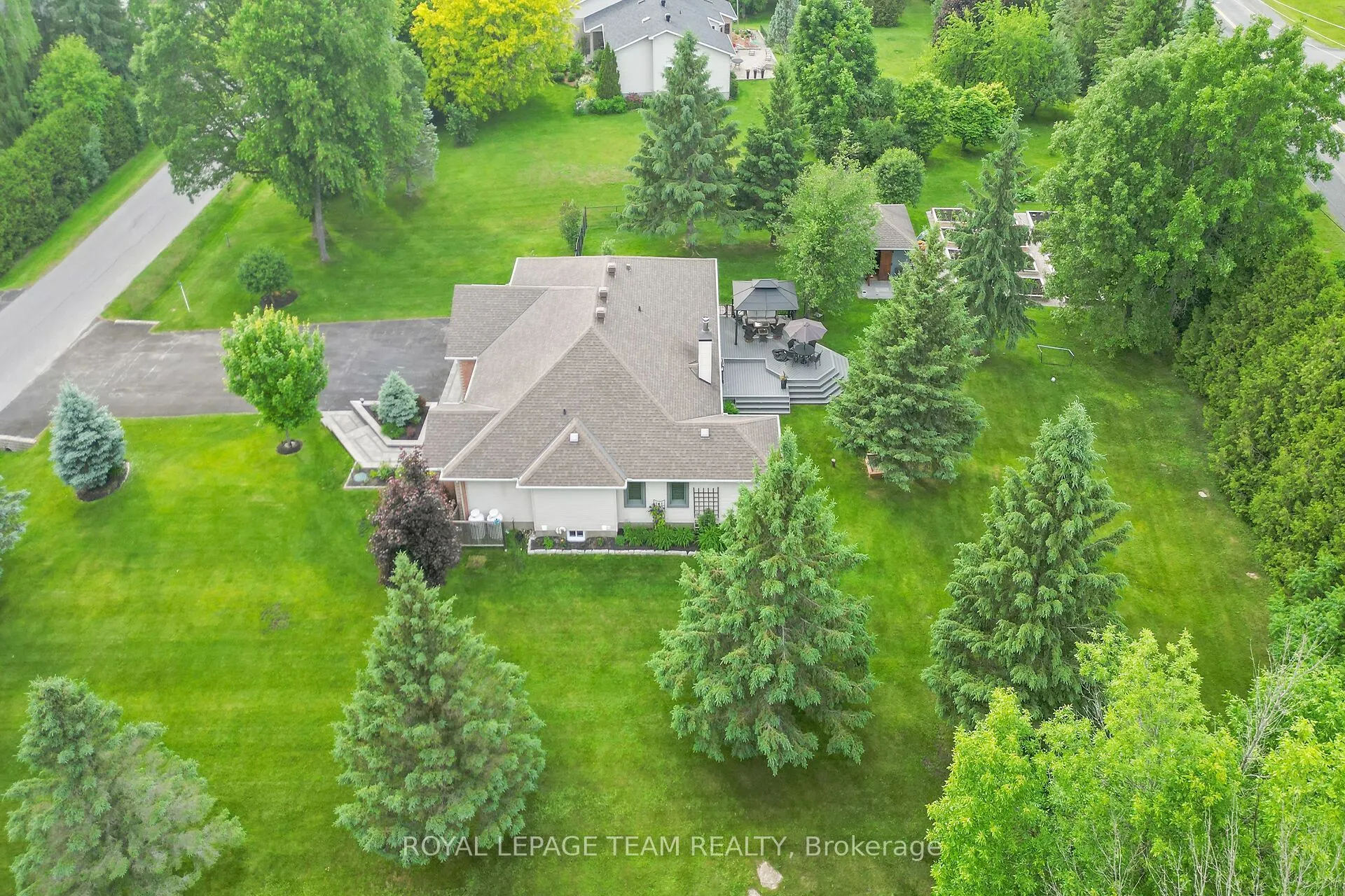 8 Richland Drive
