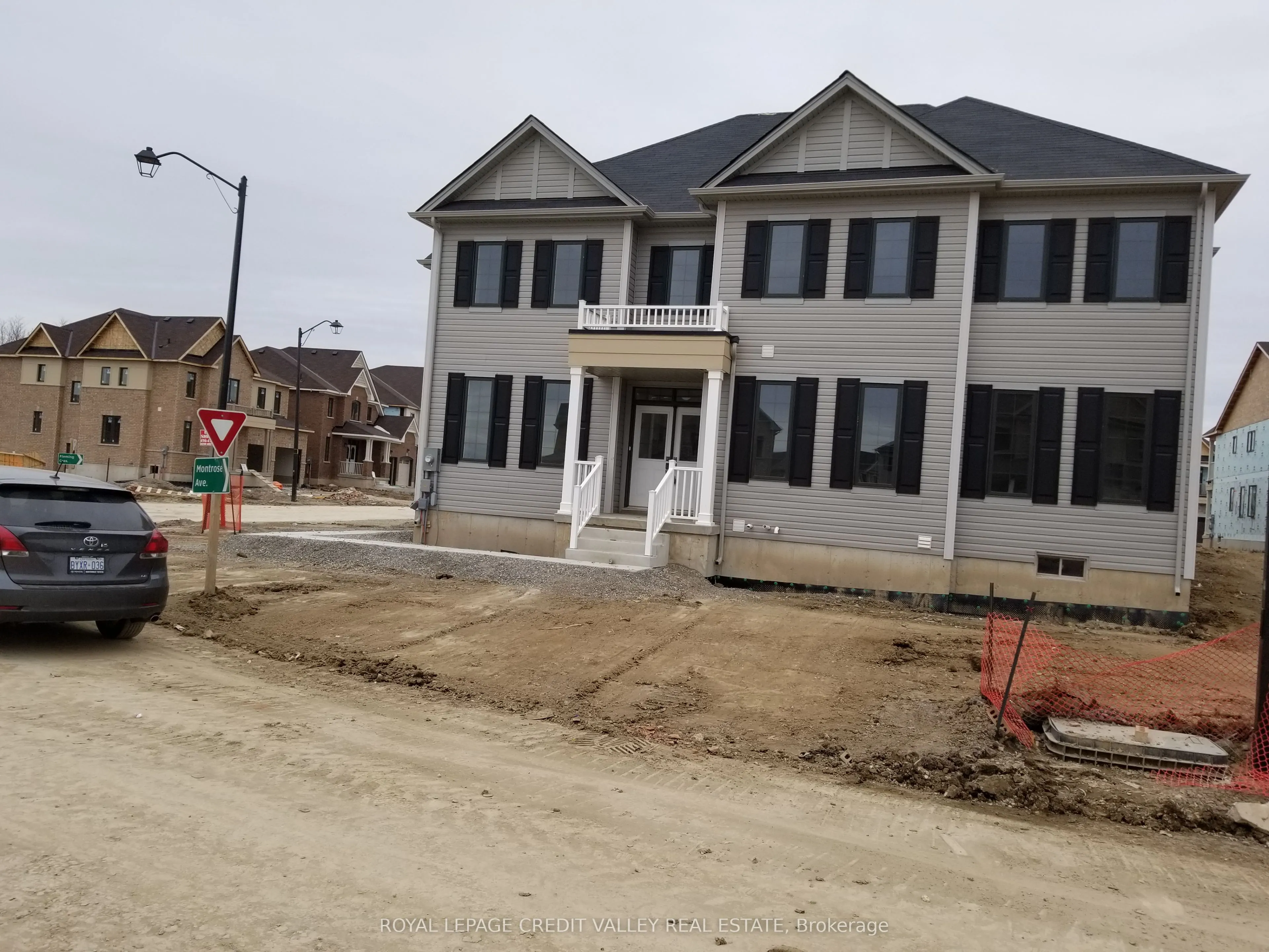 76 Fleming Crescent