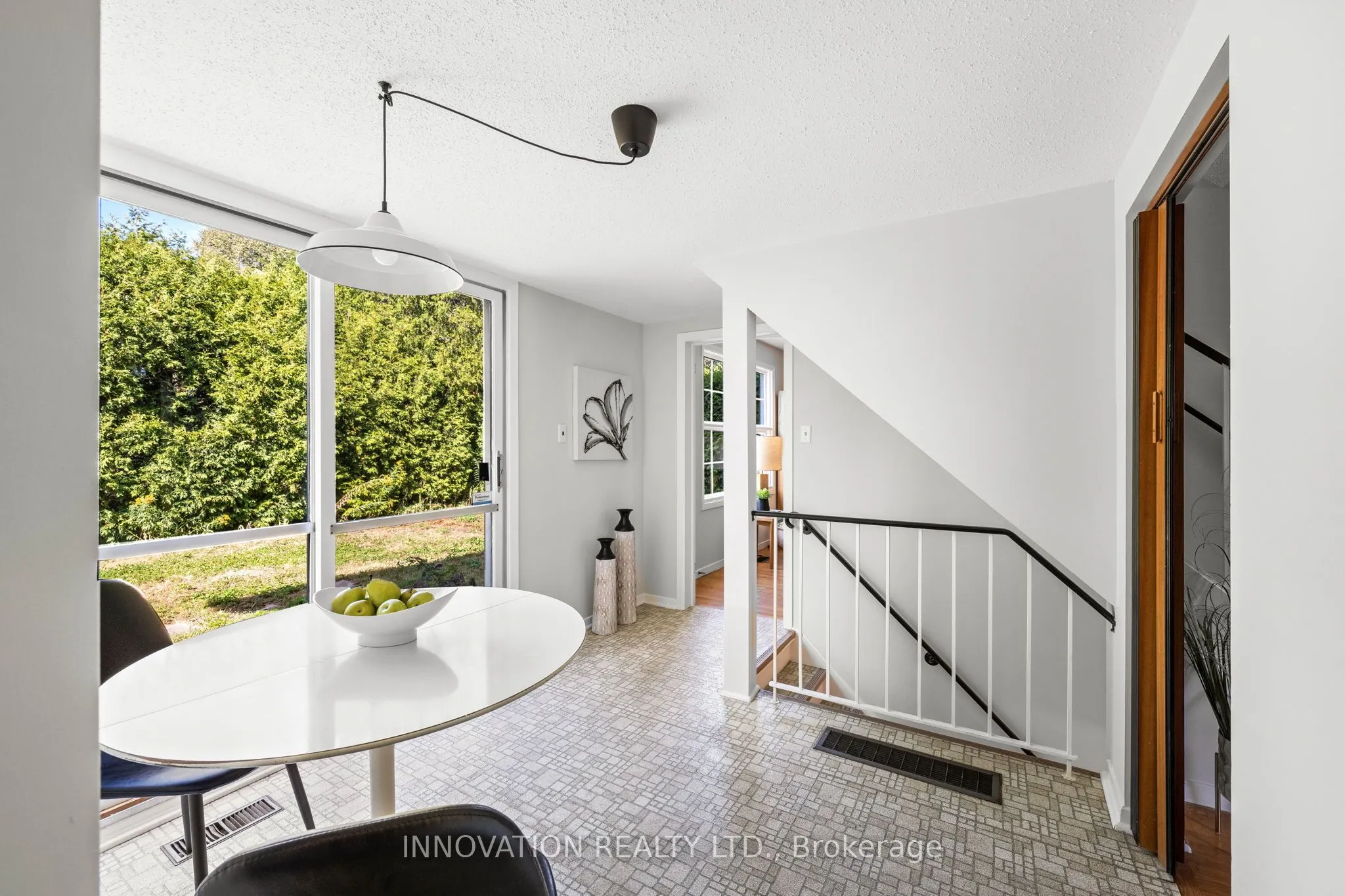 1867 Dorset Drive