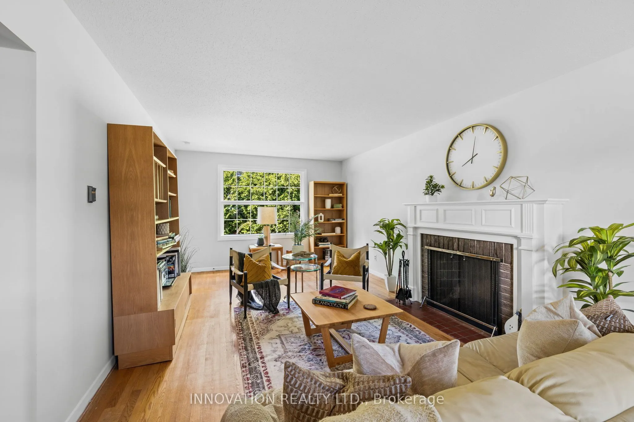 1867 Dorset Drive
