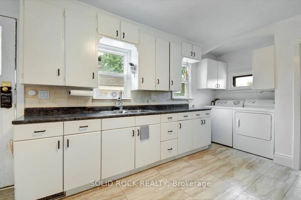 141 Oliver Road