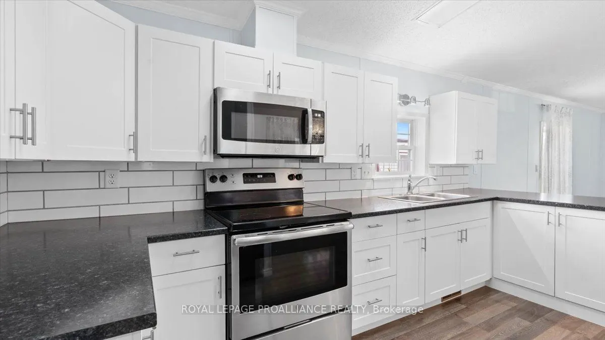 311 Dundas Street, #18