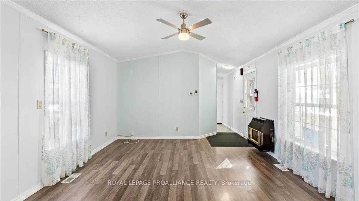 311 Dundas Street, #18