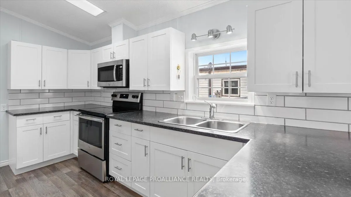 311 Dundas Street, #18
