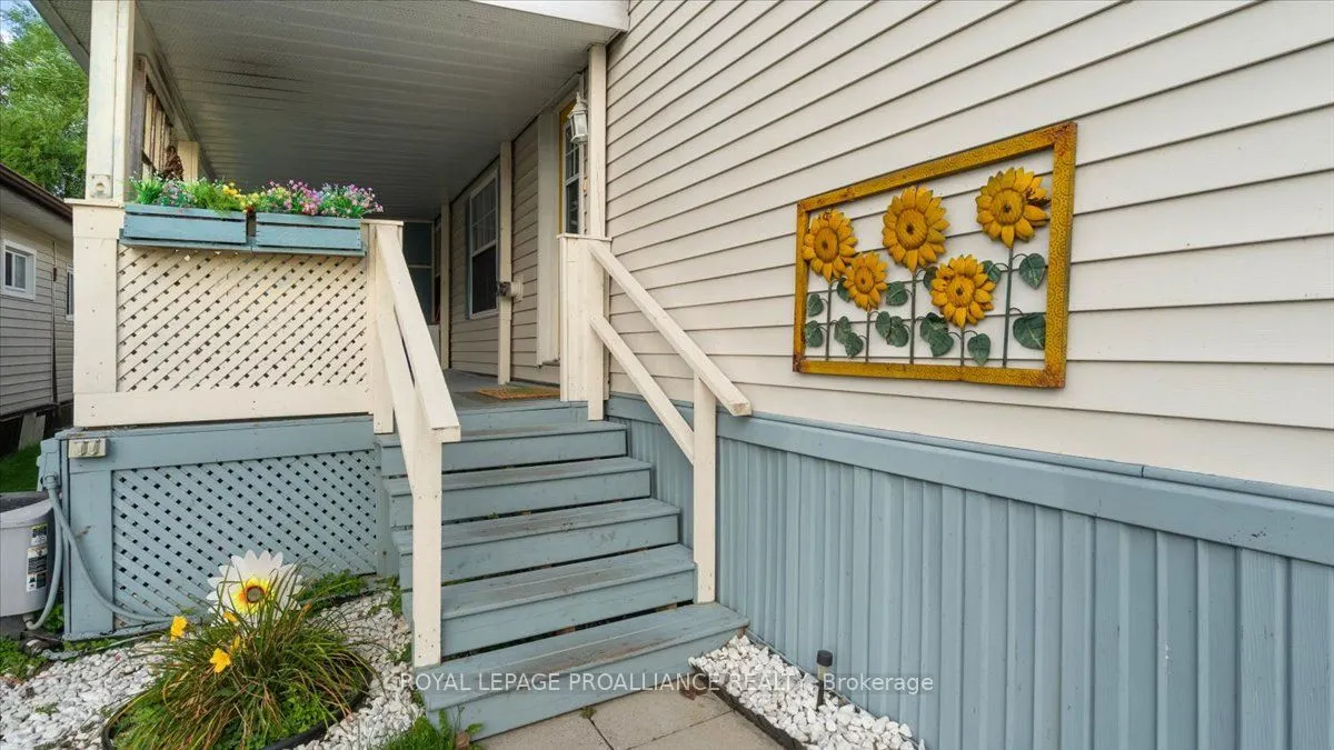 311 Dundas Street, #18