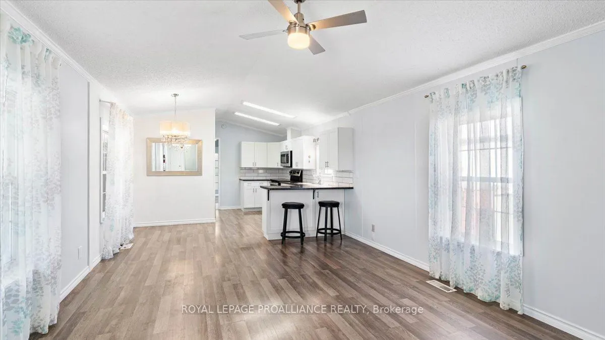 311 Dundas Street, #18