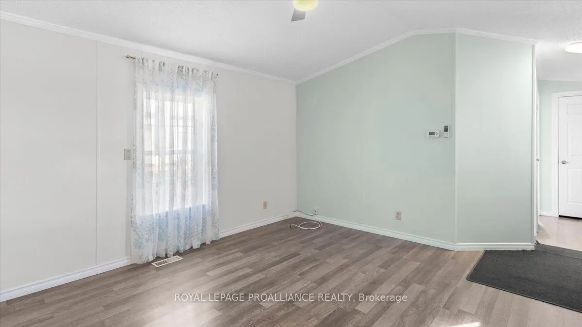 311 Dundas Street, #18