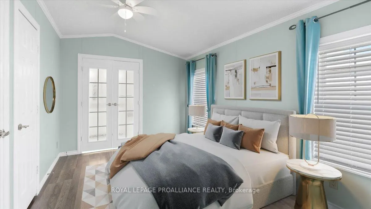 311 Dundas Street, #18