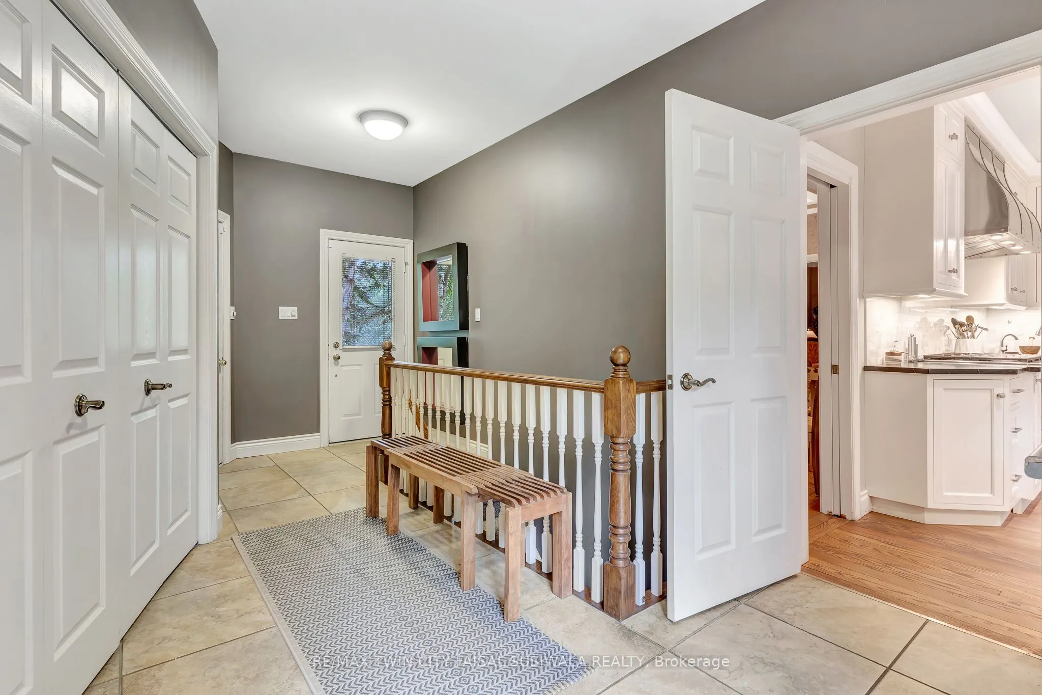 22 Deerpath Court