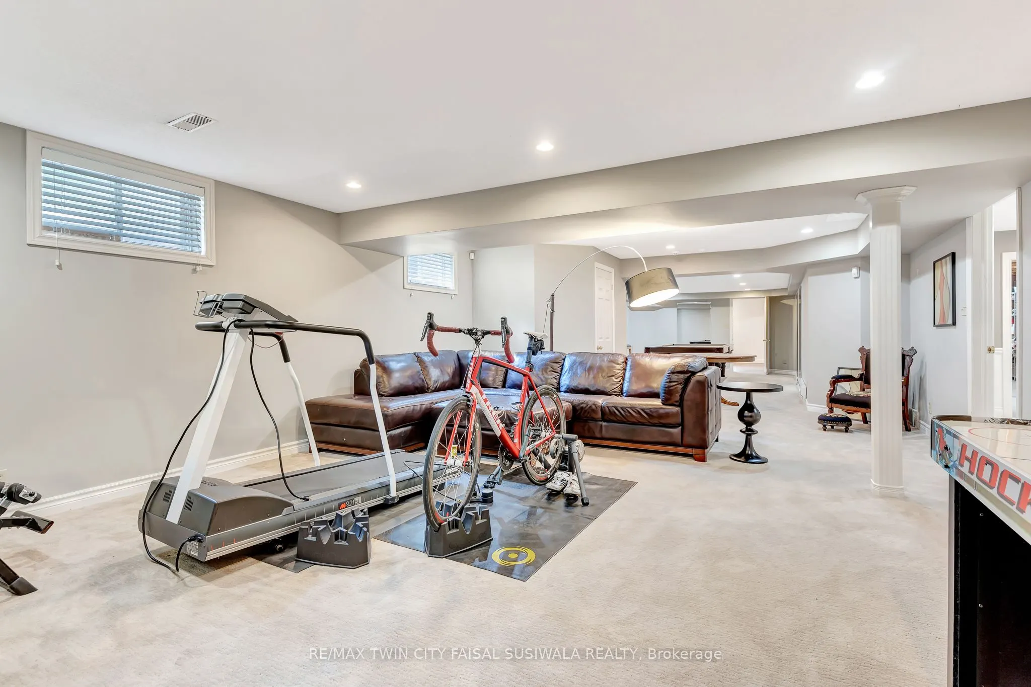 22 Deerpath Court