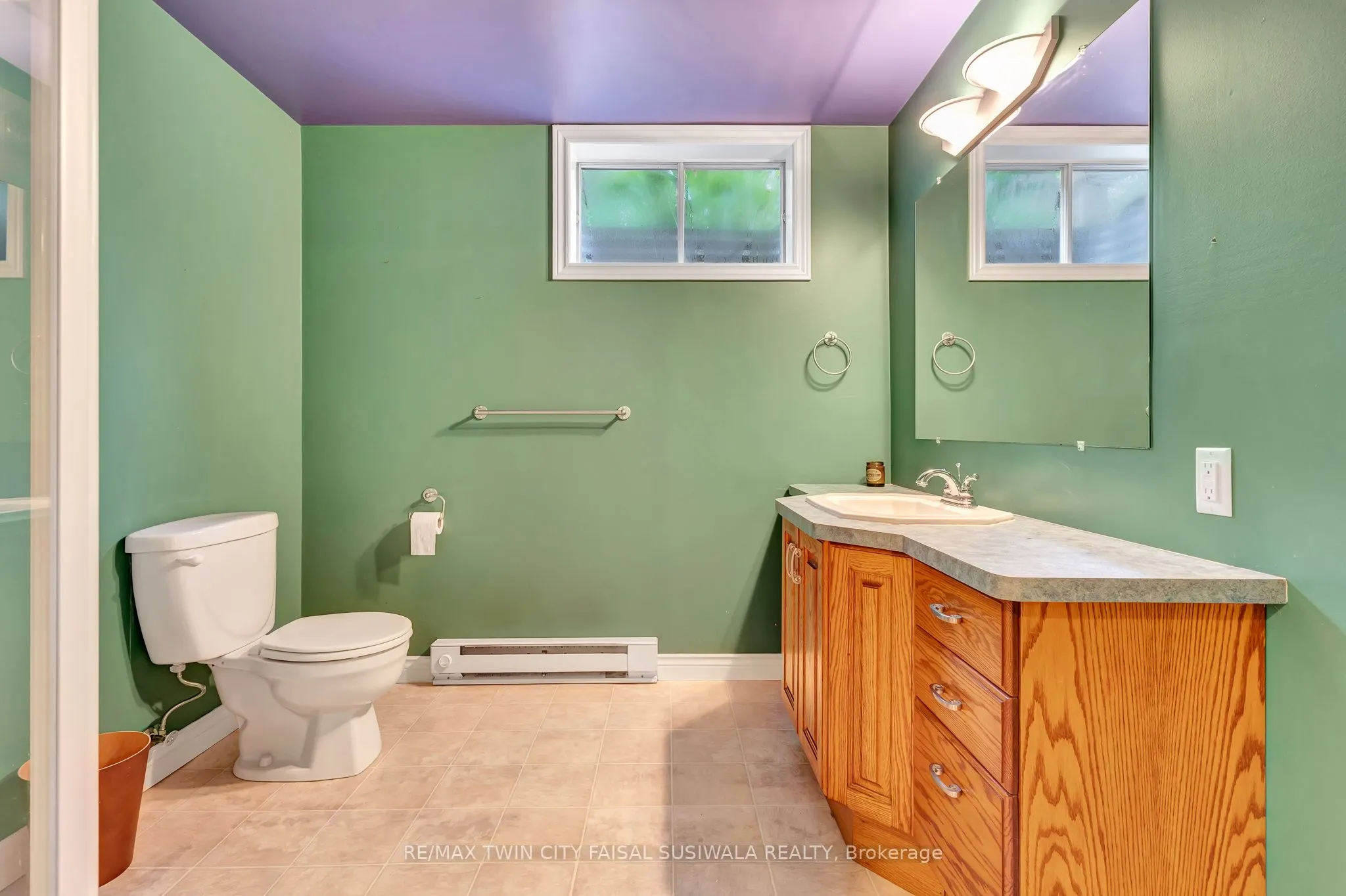 22 Deerpath Court
