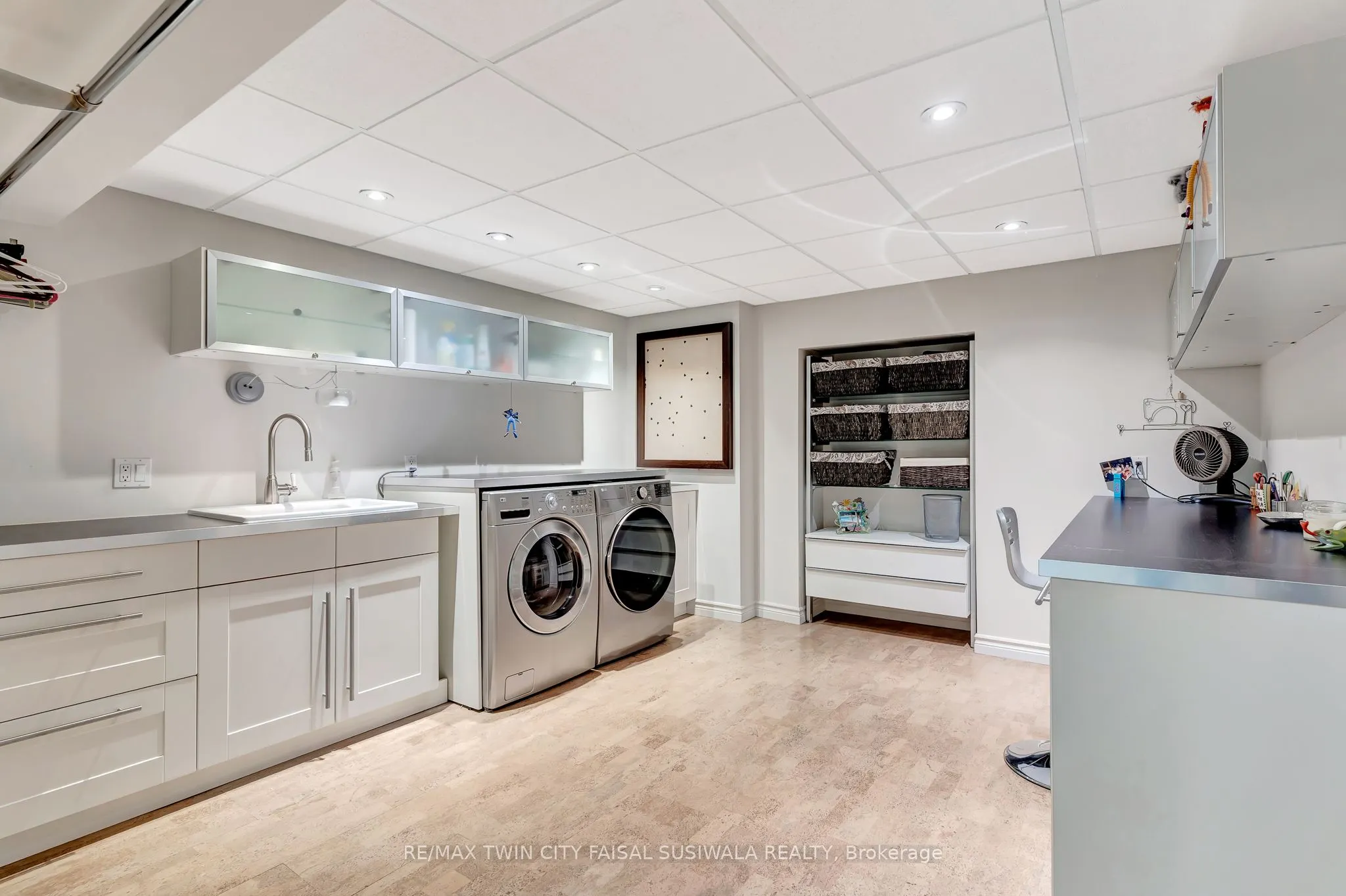 22 Deerpath Court