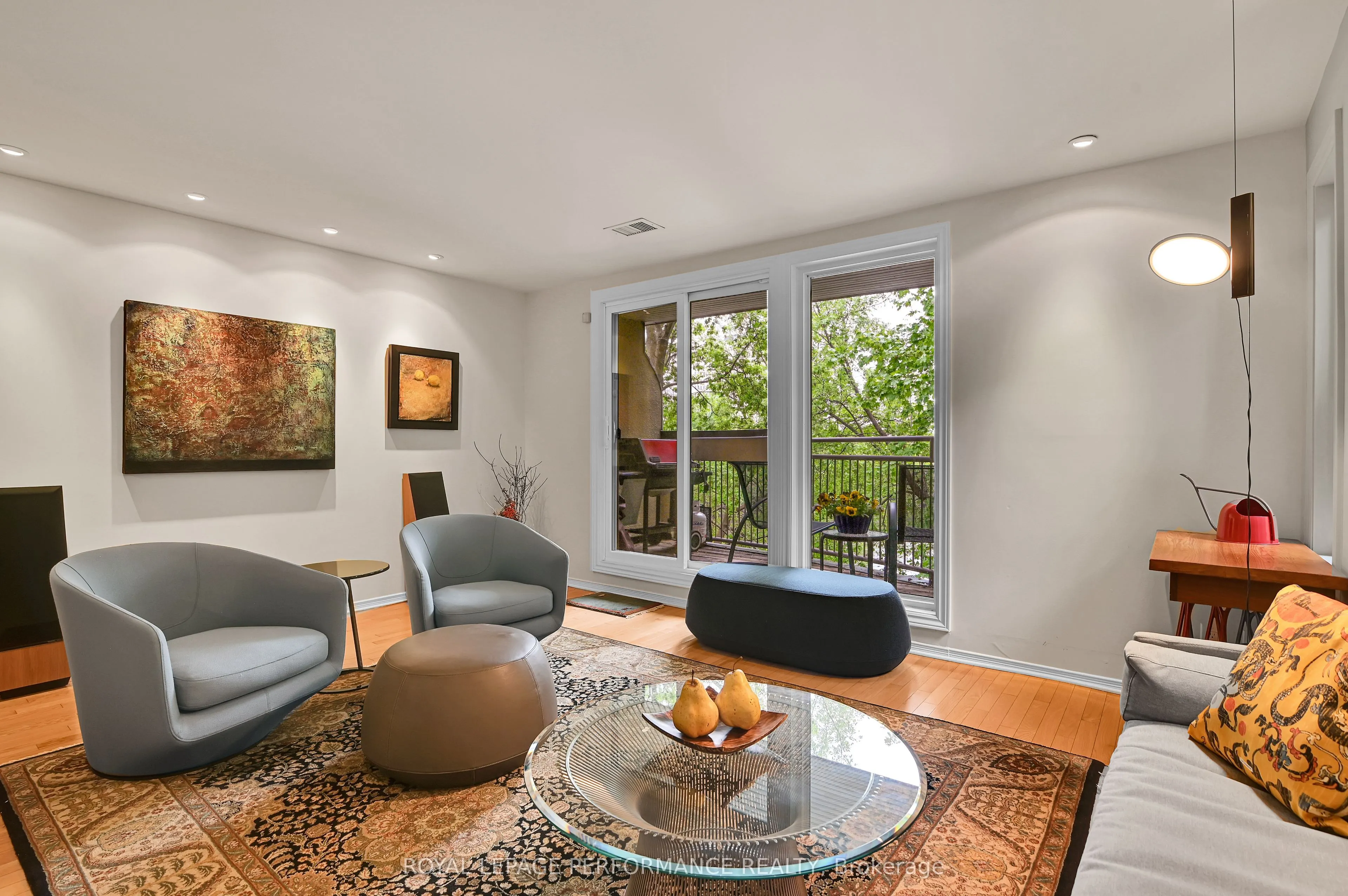250 Fountain Place, #130E