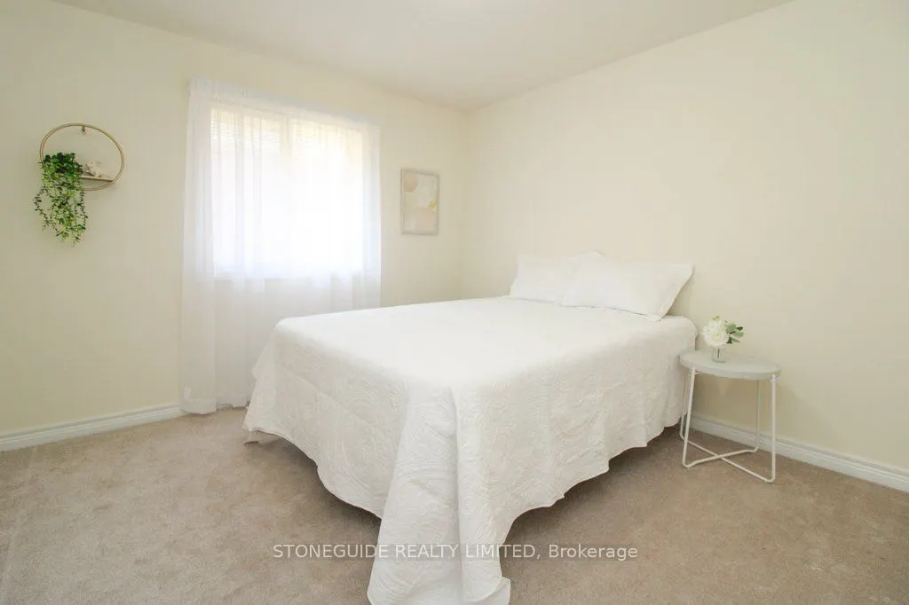 2281 Wintergreen Trail