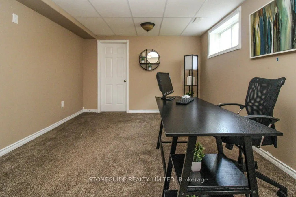 2281 Wintergreen Trail