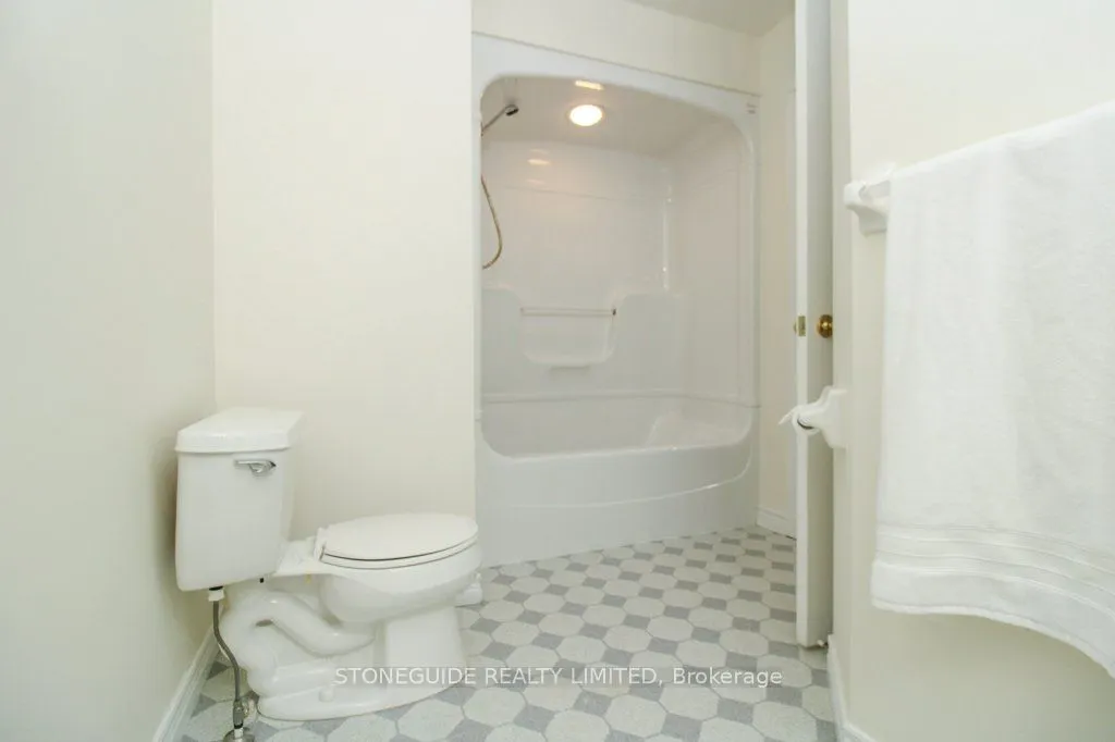2281 Wintergreen Trail