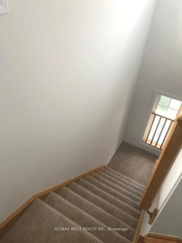 24 DEWBERRY Drive