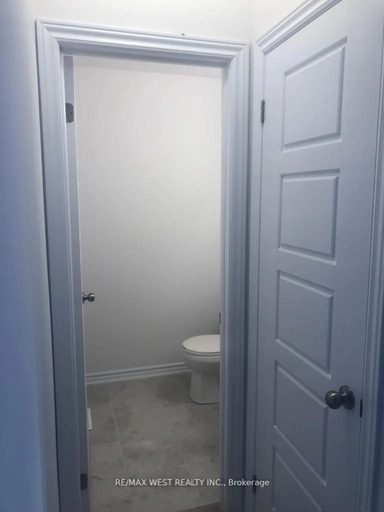 24 DEWBERRY Drive
