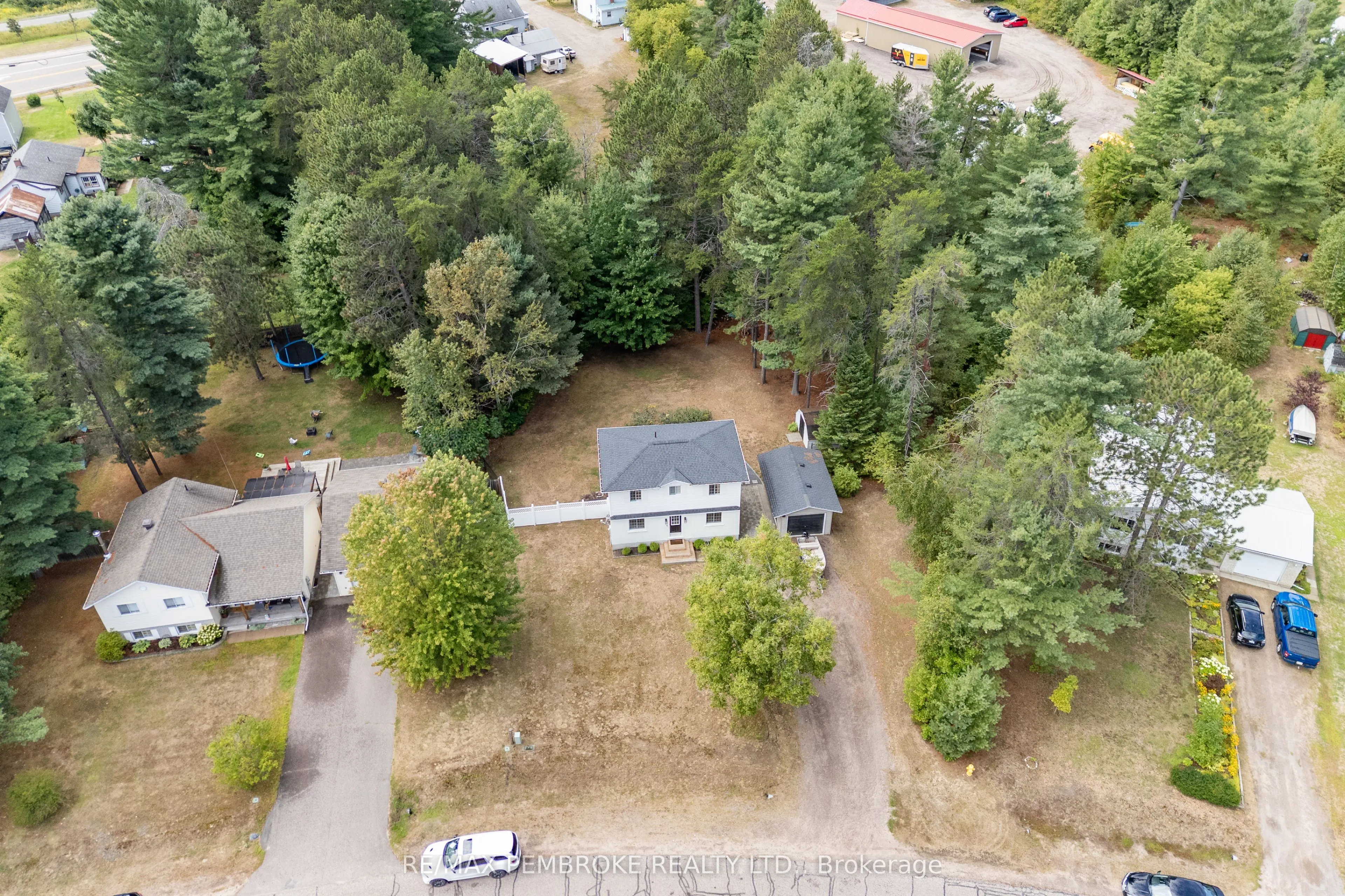 5 Dennis Crescent