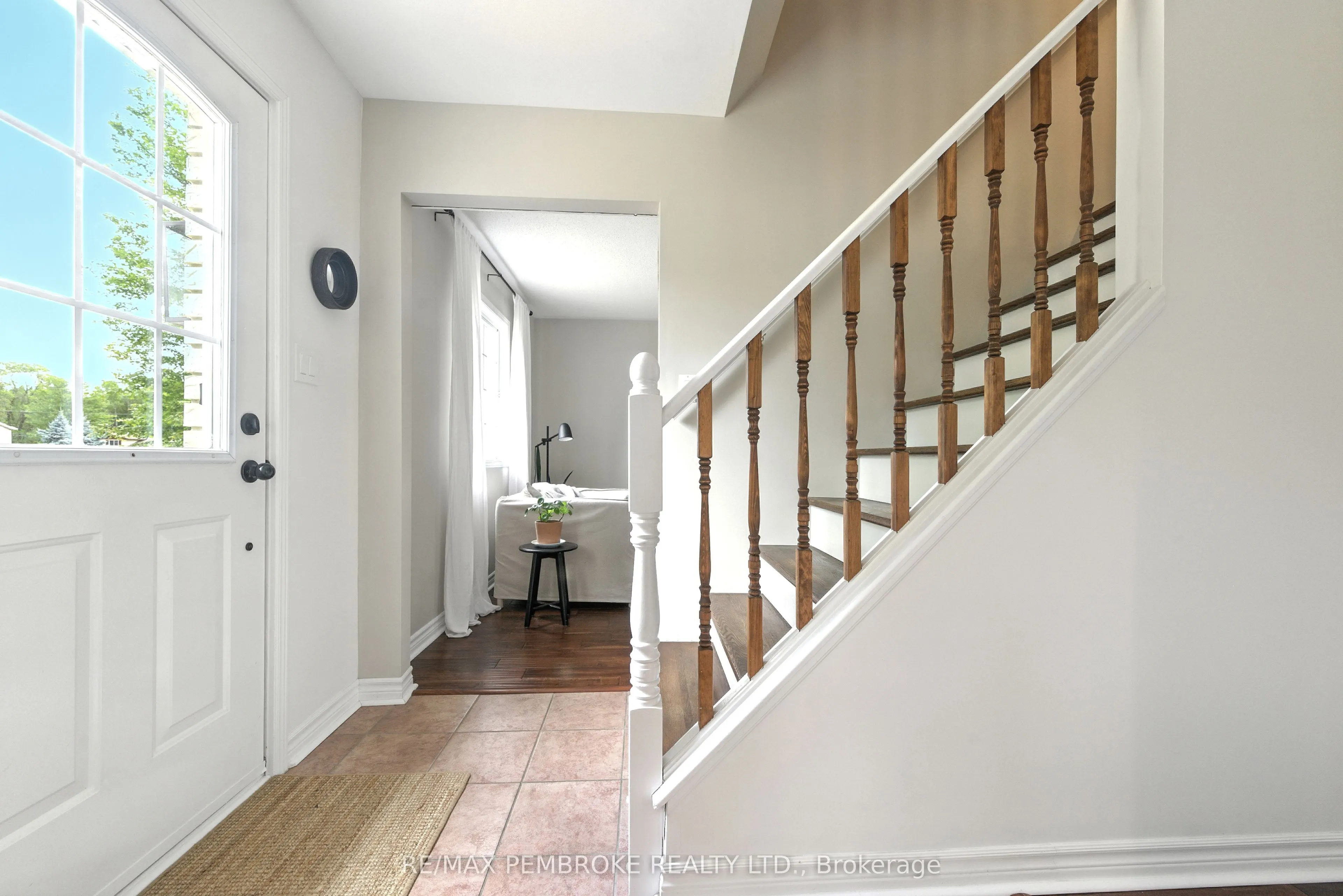5 Dennis Crescent