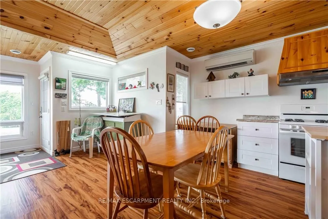 2399 Lakeshore Road