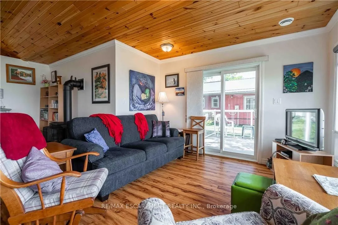 2399 Lakeshore Road