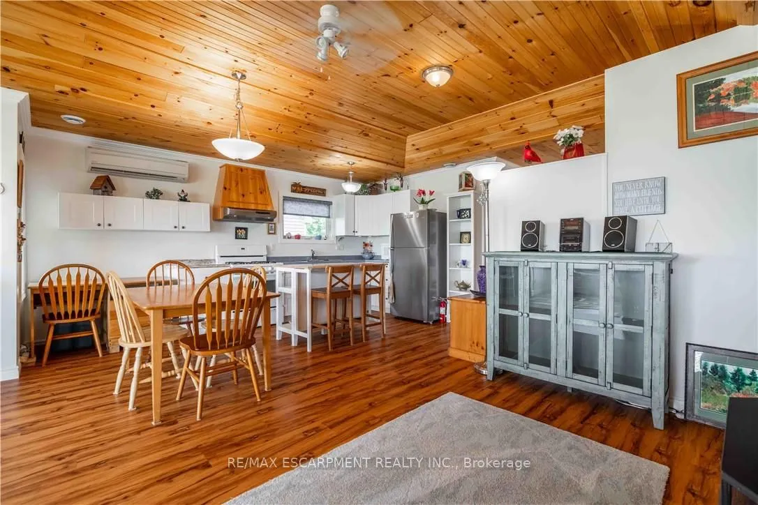 2399 Lakeshore Road