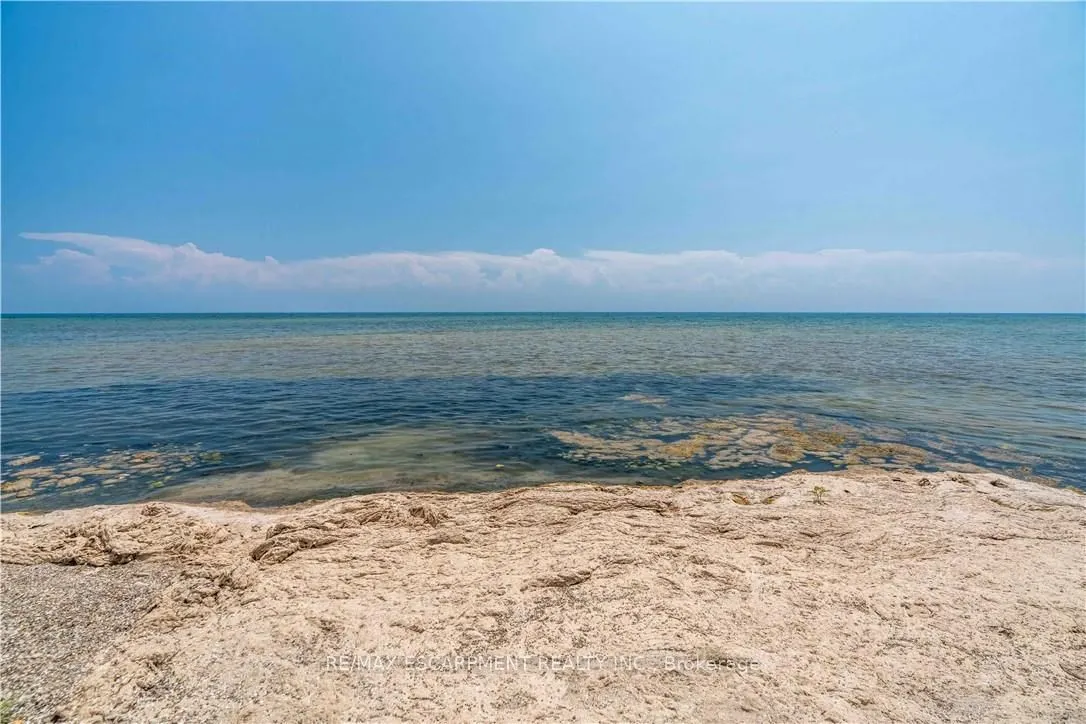 2399 Lakeshore Road