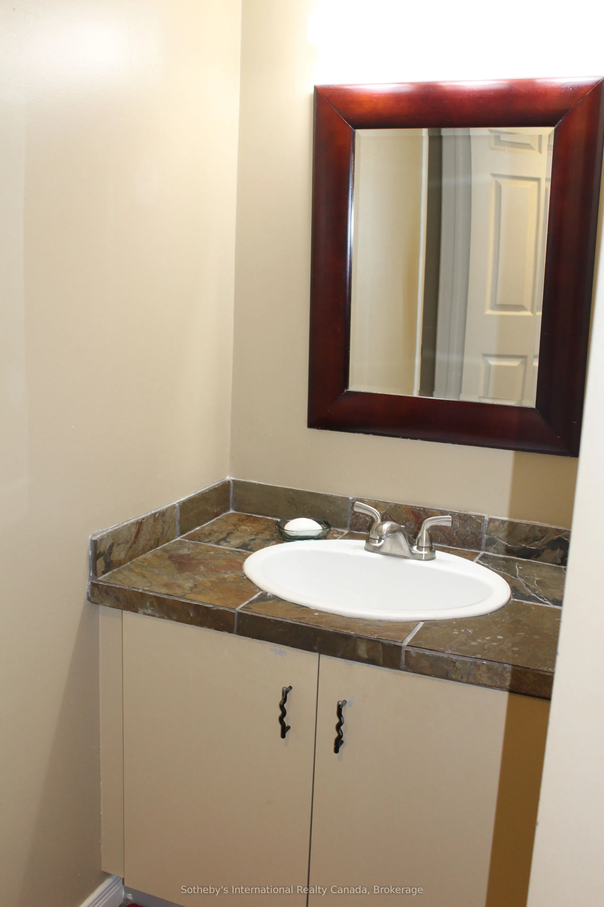 107 Wintergreen Place, #115
