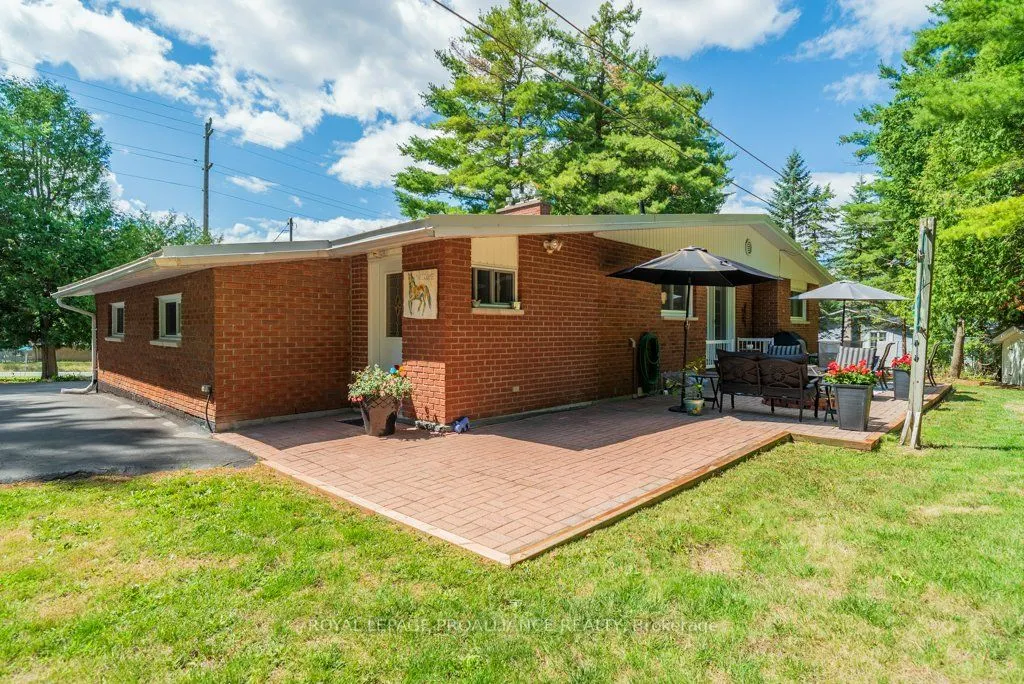 1676 Foxboro Stirling Road