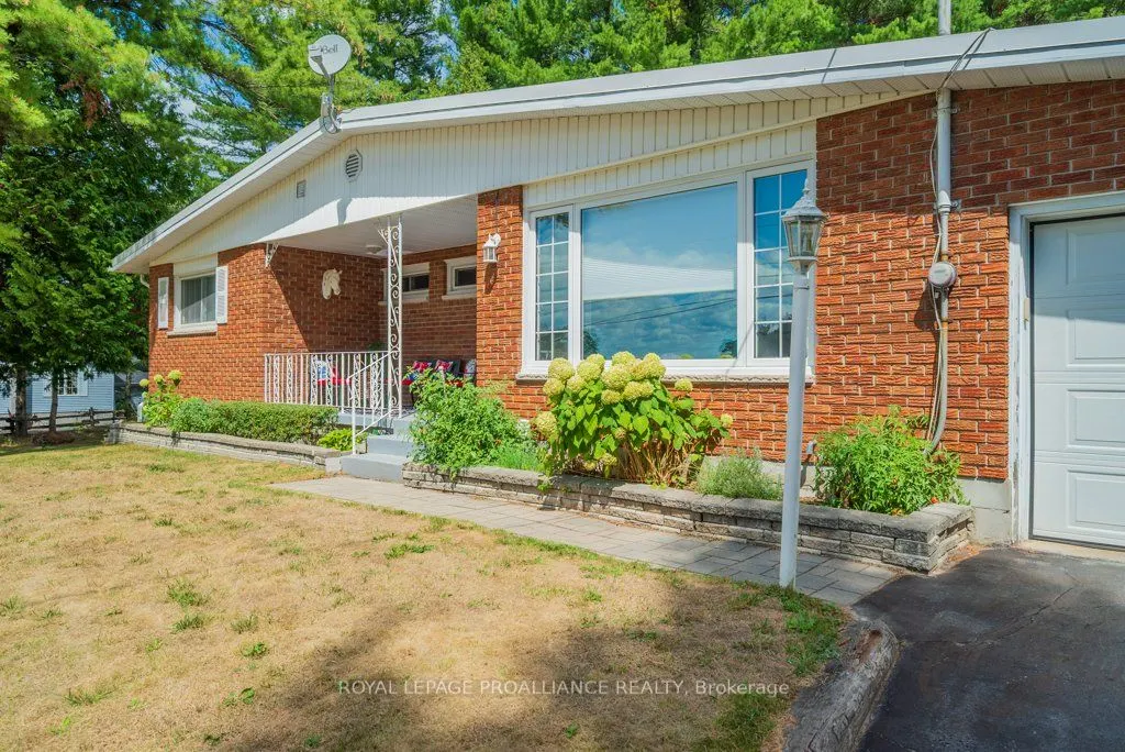 1676 Foxboro Stirling Road