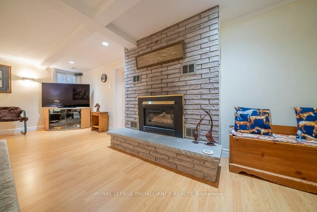 1676 Foxboro Stirling Road