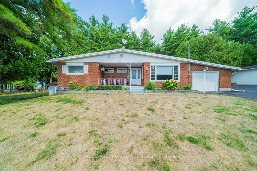1676 Foxboro Stirling Road