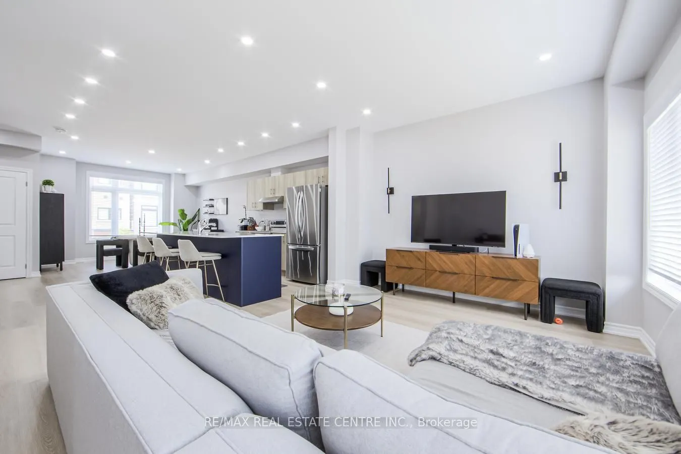 52 Sentinel Lane