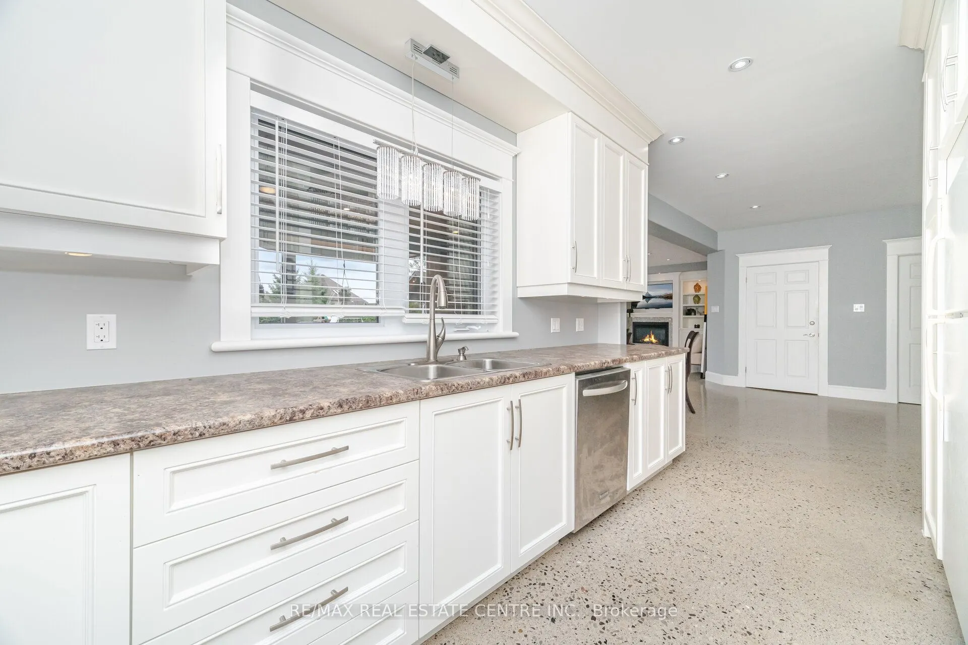 86 Canters Close