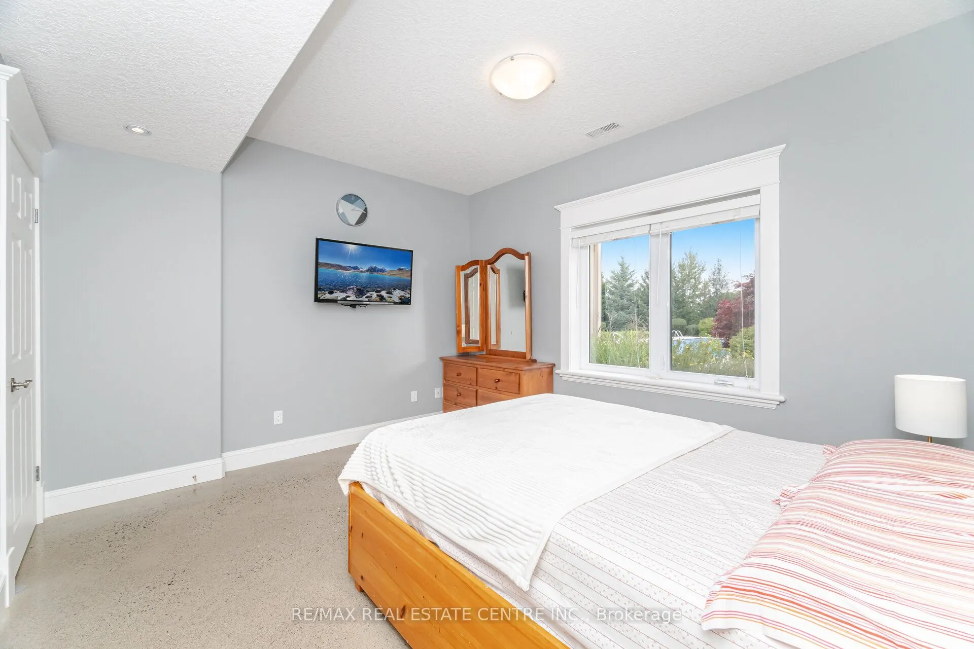 86 Canters Close