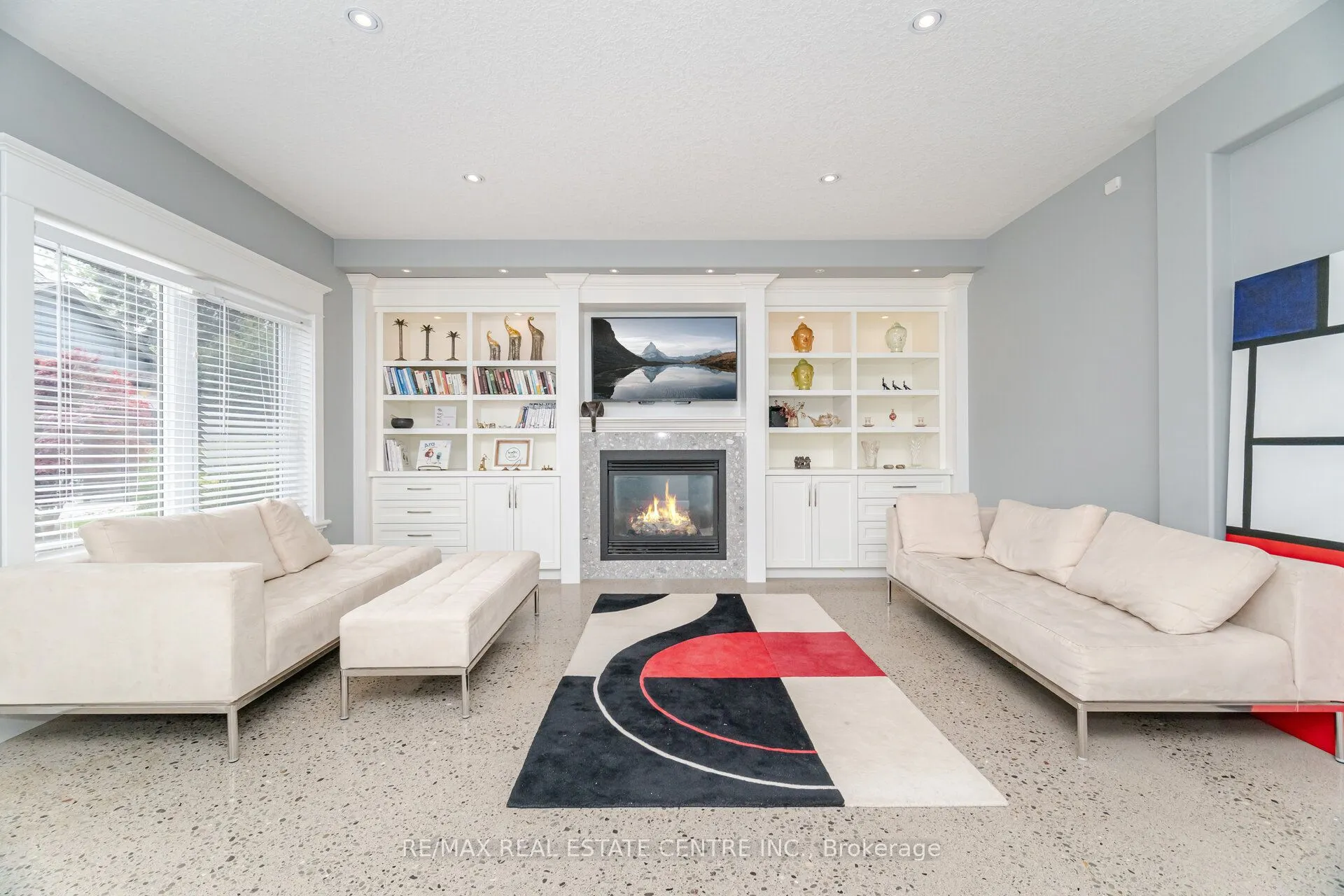 86 Canters Close
