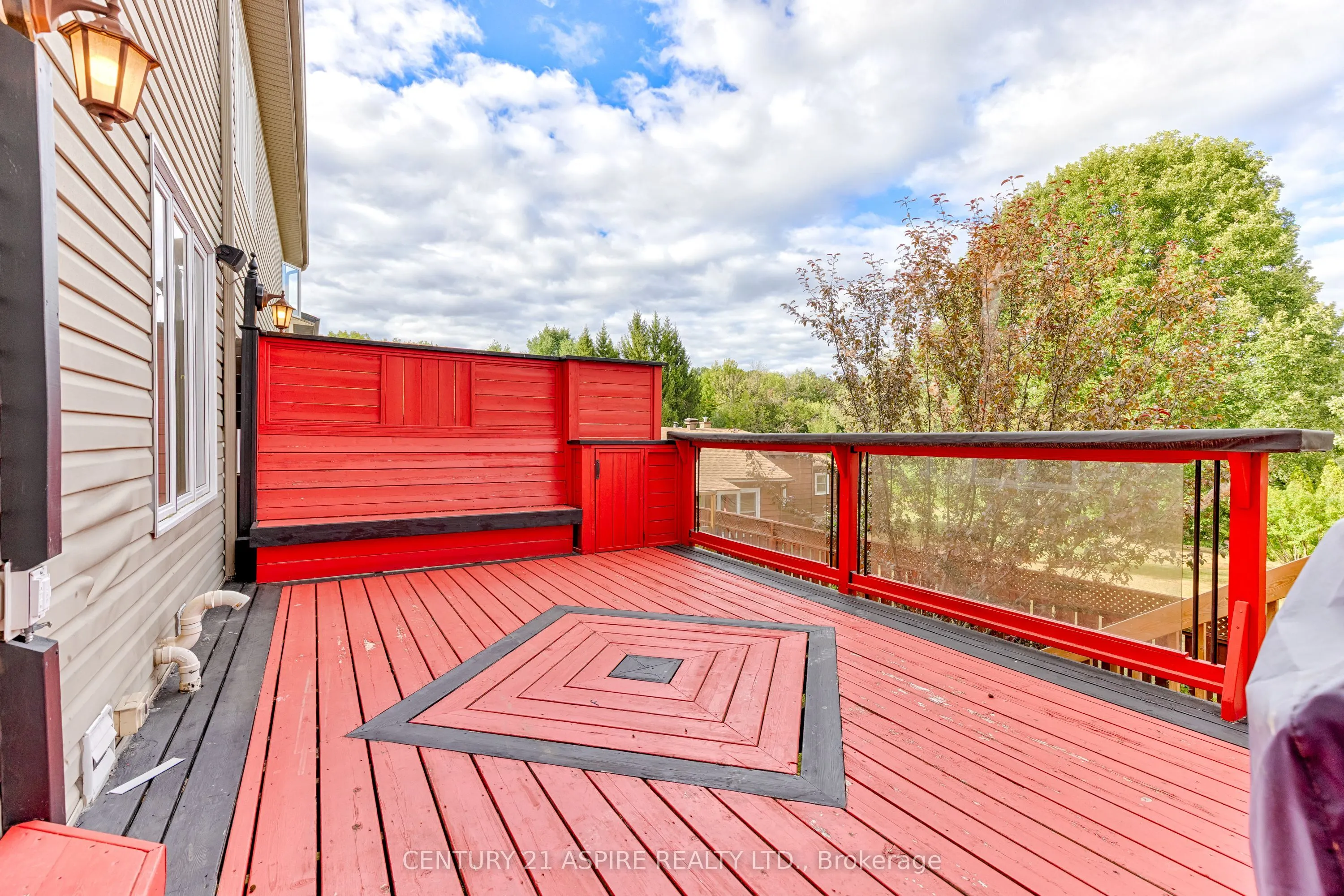33 Northbrook Road