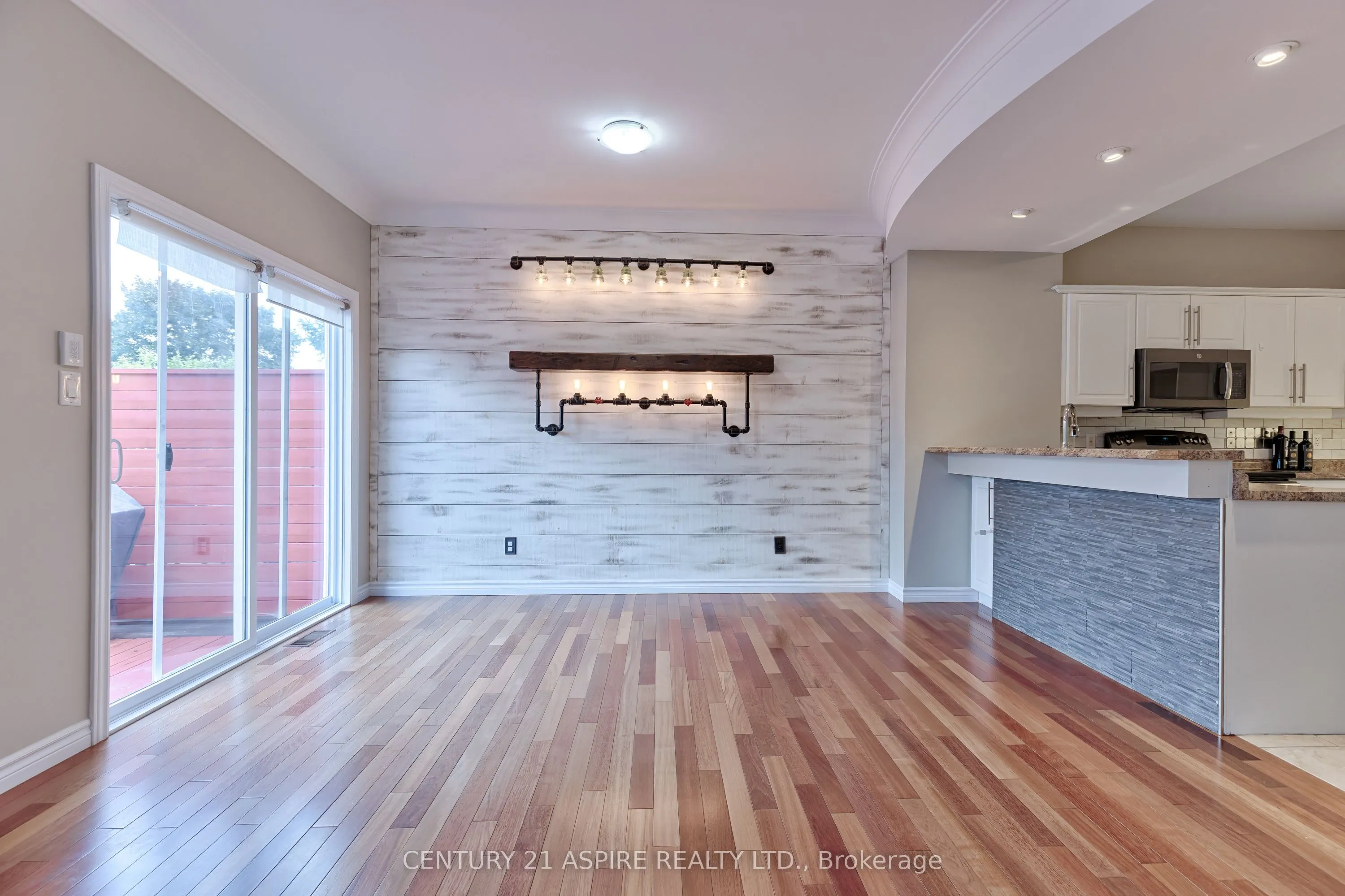 33 Northbrook Road