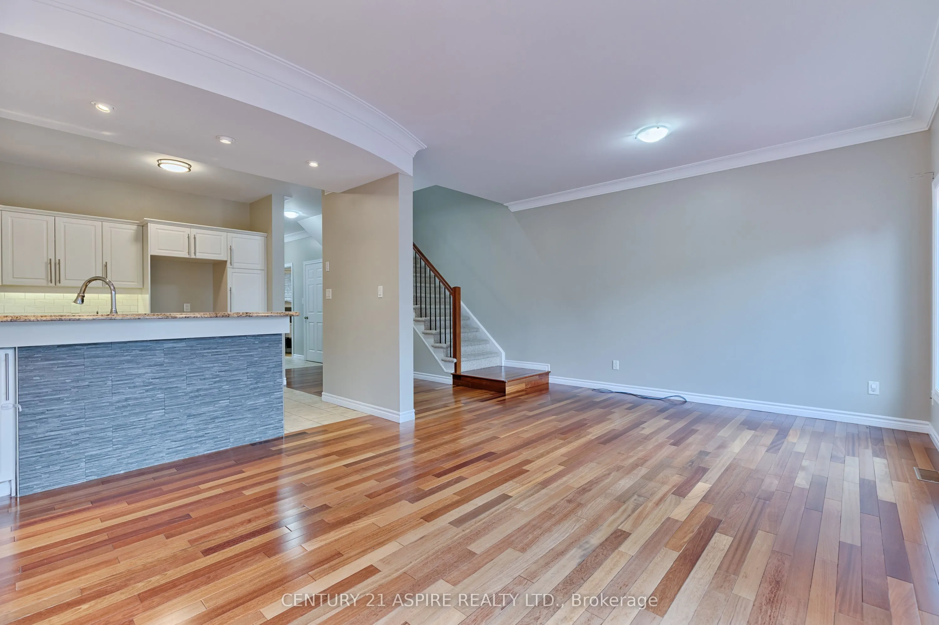 33 Northbrook Road