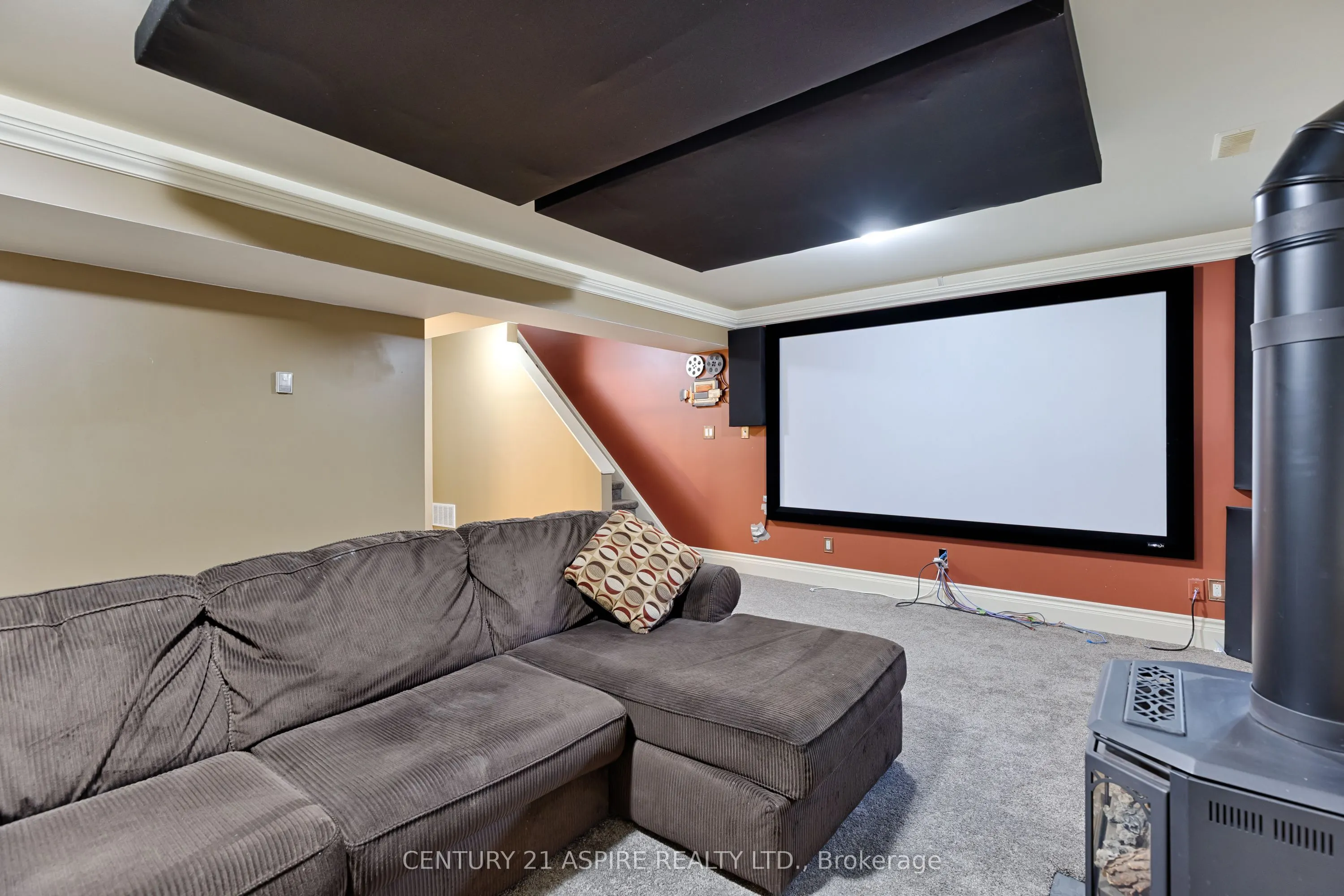 33 Northbrook Road