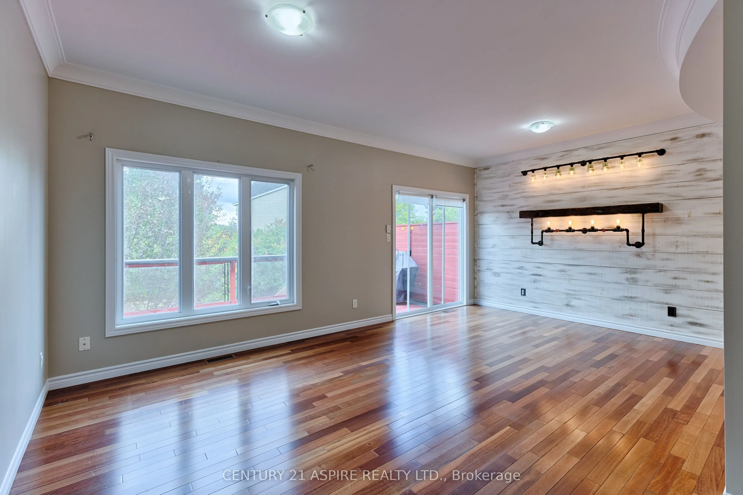 33 Northbrook Road