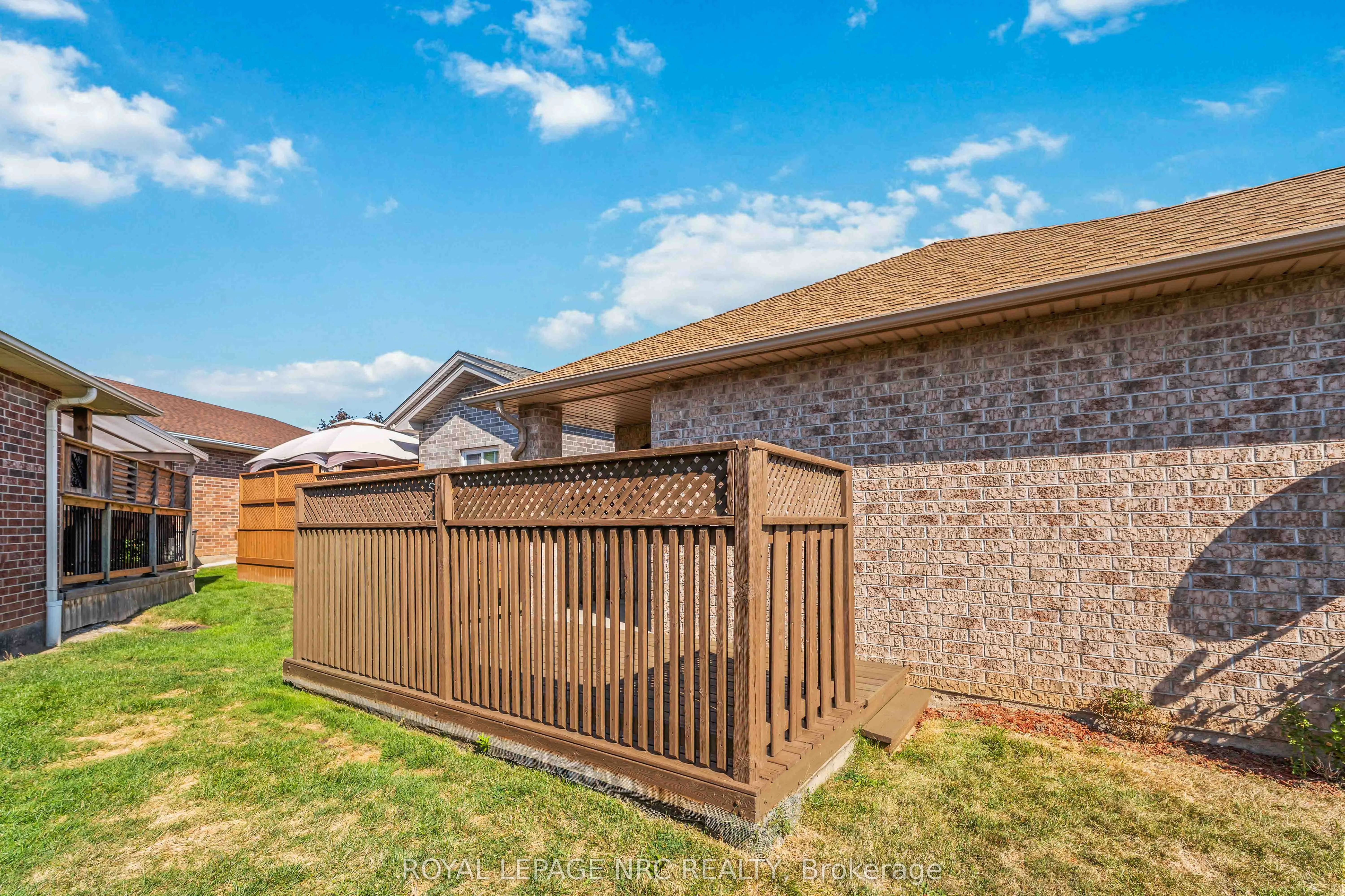 3900 Rainbow Lane