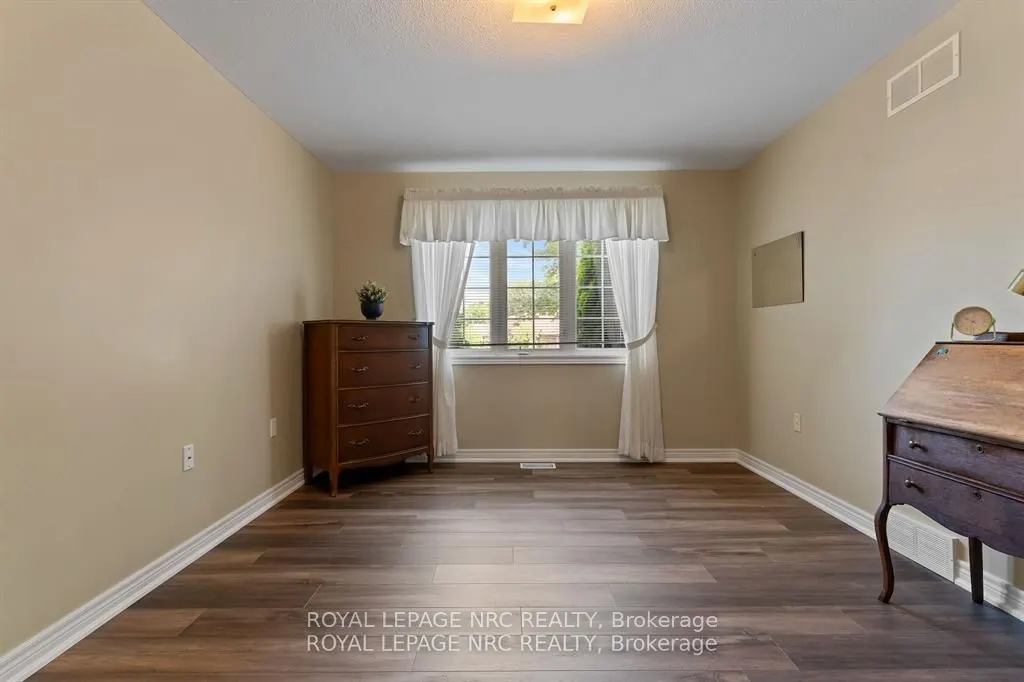 3900 Rainbow Lane